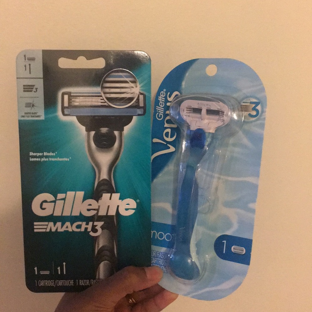 Gillette Mach and Gillette Venus Set